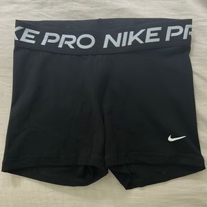 Black Nike Pros Shorts Size Medium